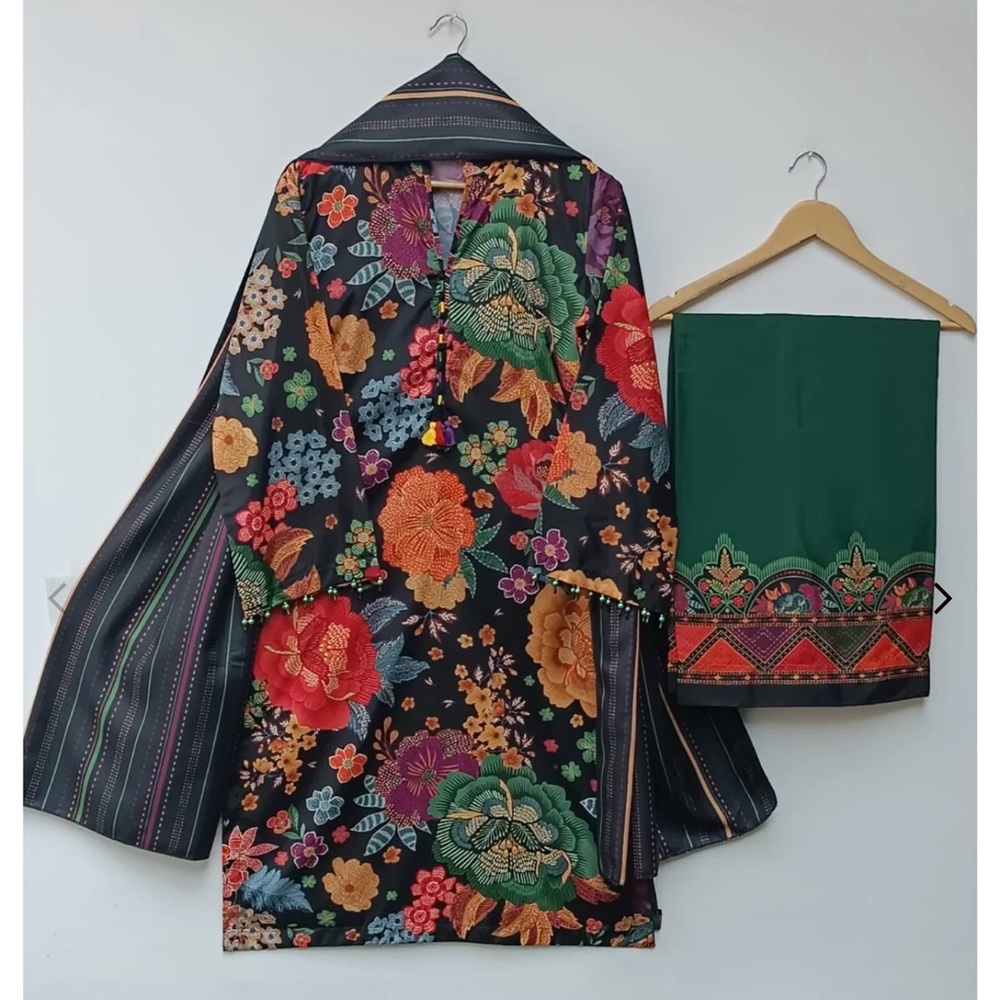Floral Multicolor Kimono and Green Scarf Set